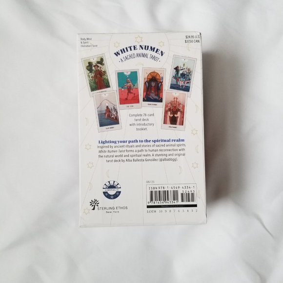 White Numen Tarot: A Sacred Animal Tarot Deck (Modern Tarot Library) - Picture 2 of 10